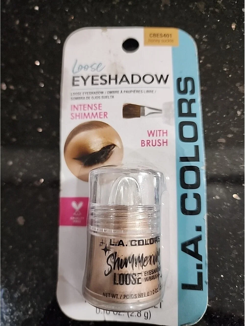 L.A. COLORS SHIMMERING LOOSE EYESHADOW W/ BUILT-IN BRUSH .10oz - Honey Suckle